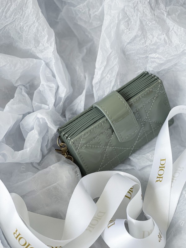 Dior 024 1