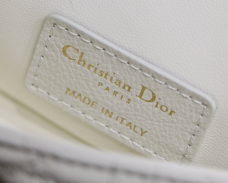 Dior 056 1