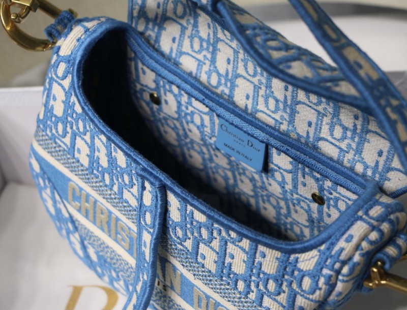 Dior 136 1
