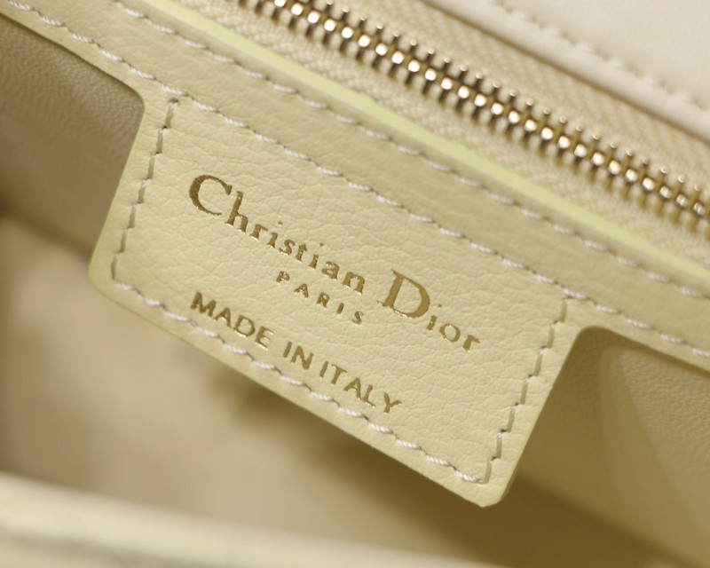 Dior 143 1