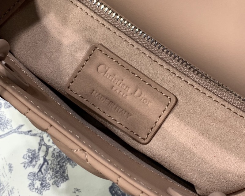 Dior 150 1