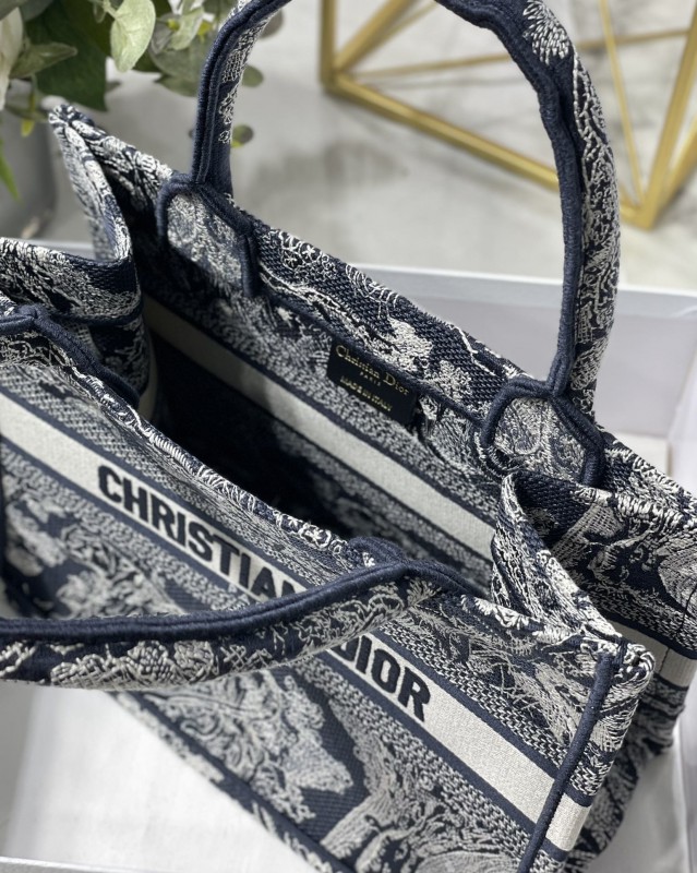 Dior 185 1