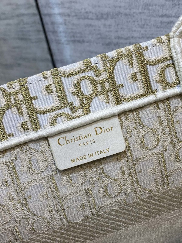 Dior 226 1