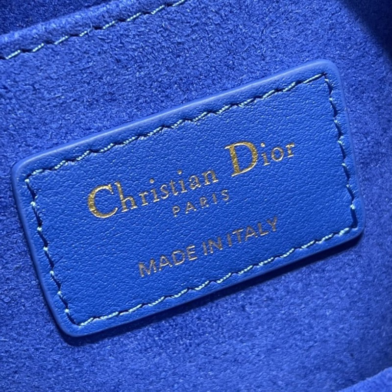 Dior 246 1
