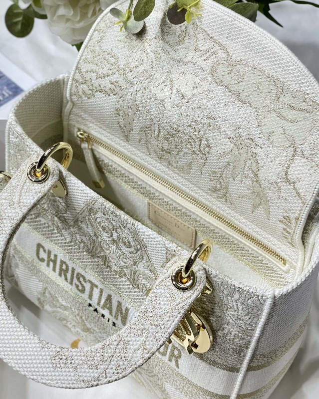 Dior 273 1