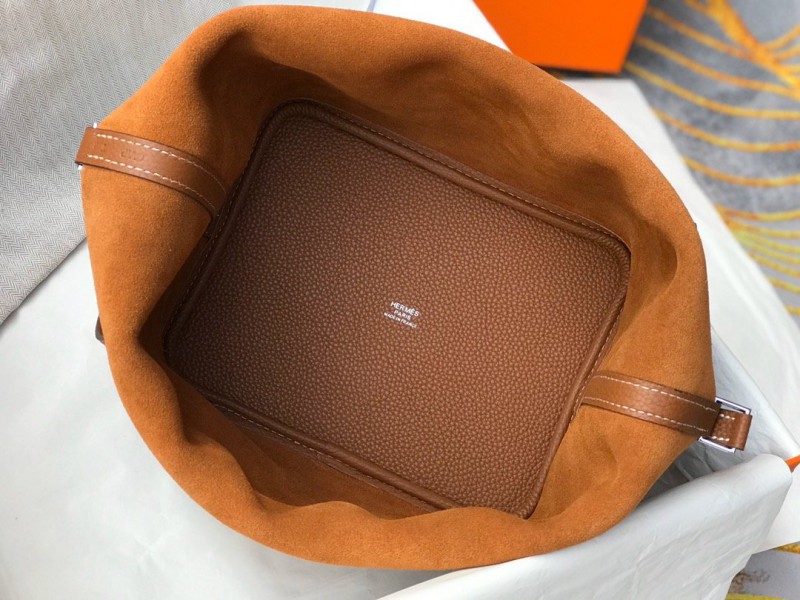 Hermes 037 1