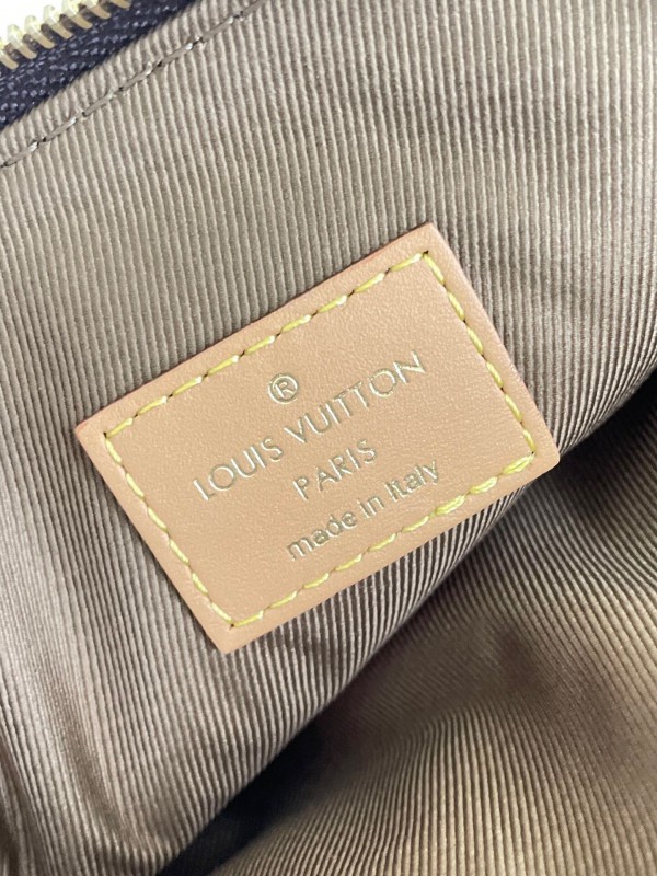 LV 030 1