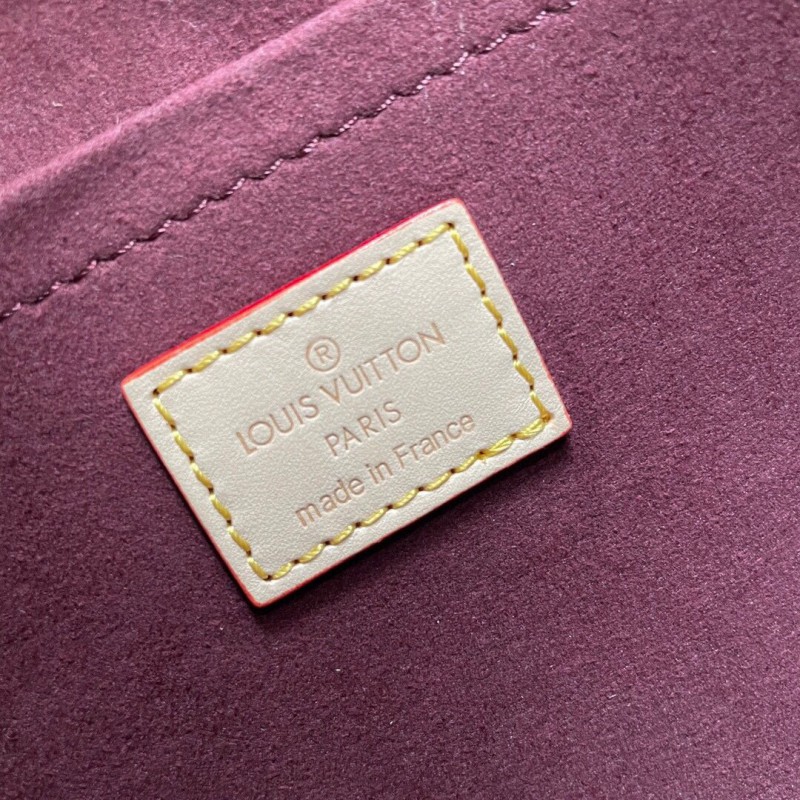 LV 032 1