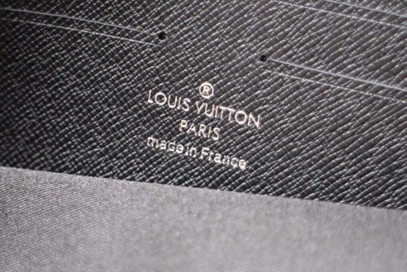 LV 052 1