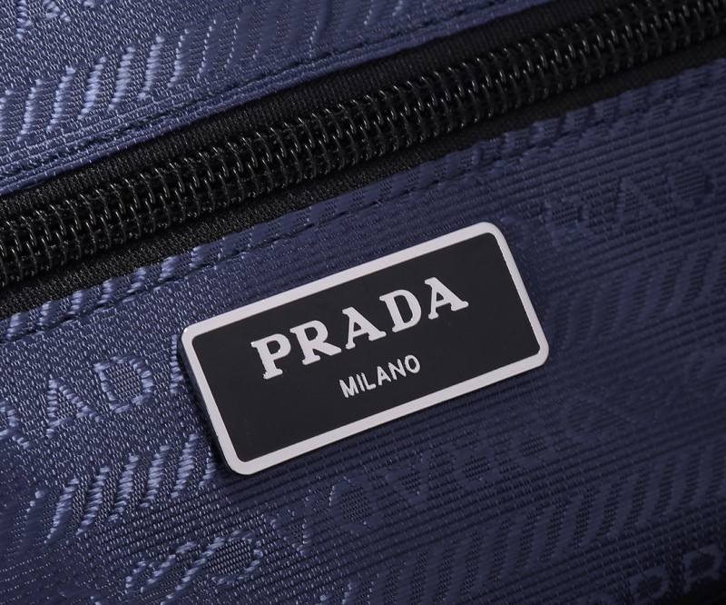 Prada 002 1