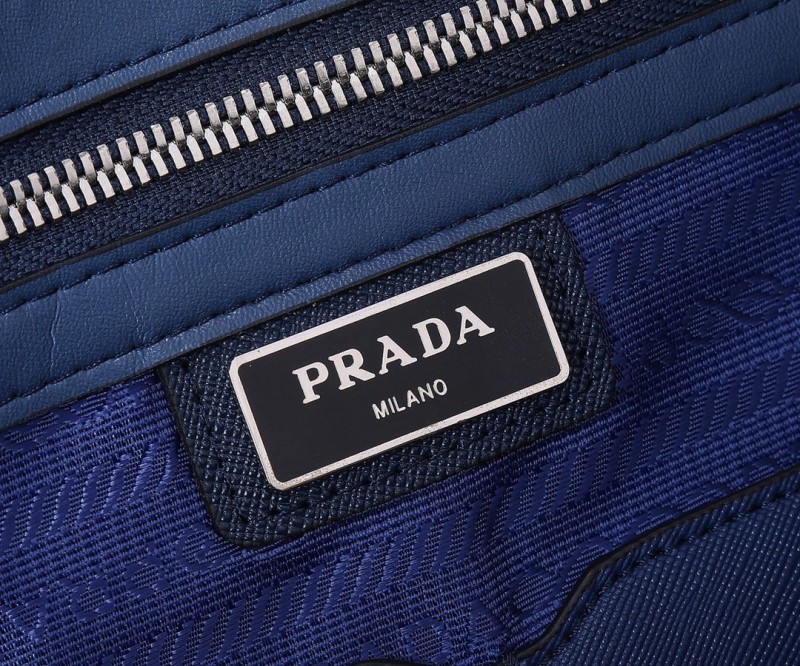 Prada 052 1