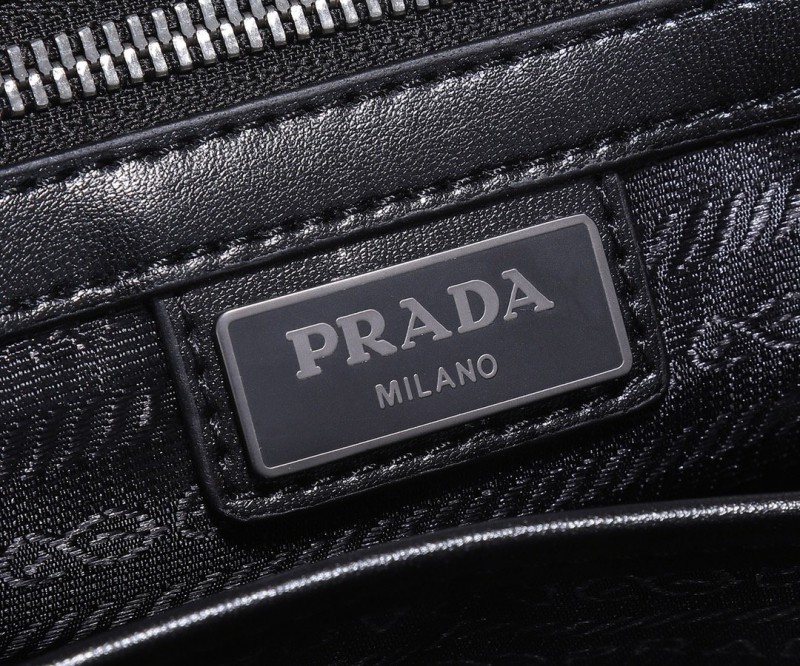 Prada 054 1