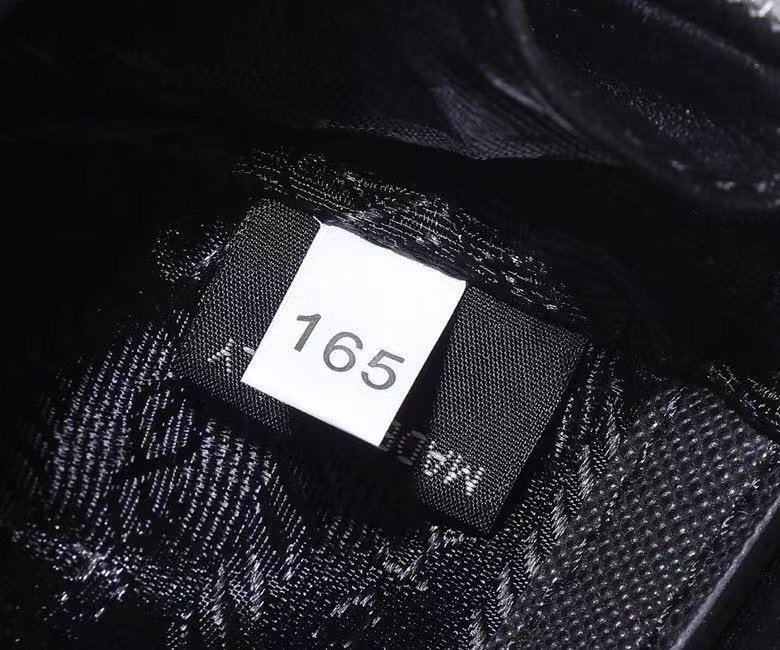 Prada 113 1