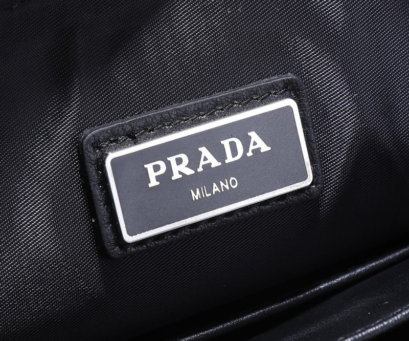 Prada 120 1
