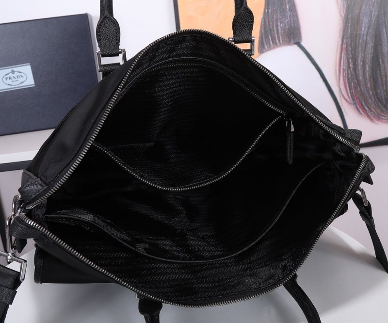 Prada 123 1
