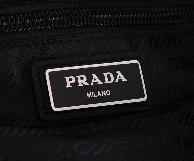 Prada 144 1