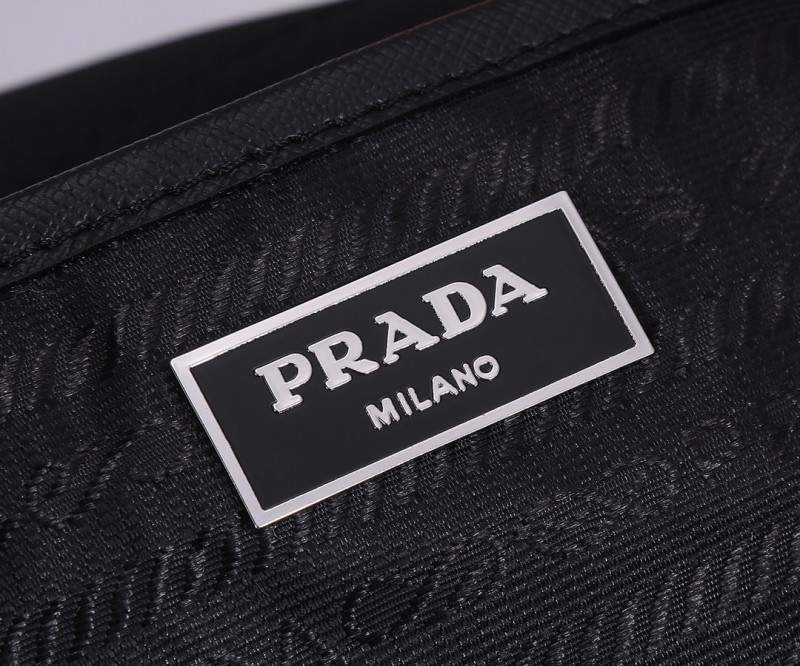 Prada 180 1