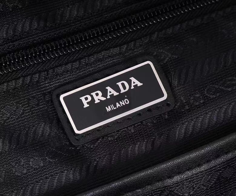 Prada 186 1