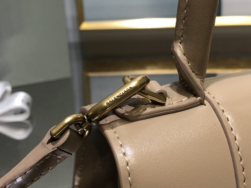 Balenciaga 113 1