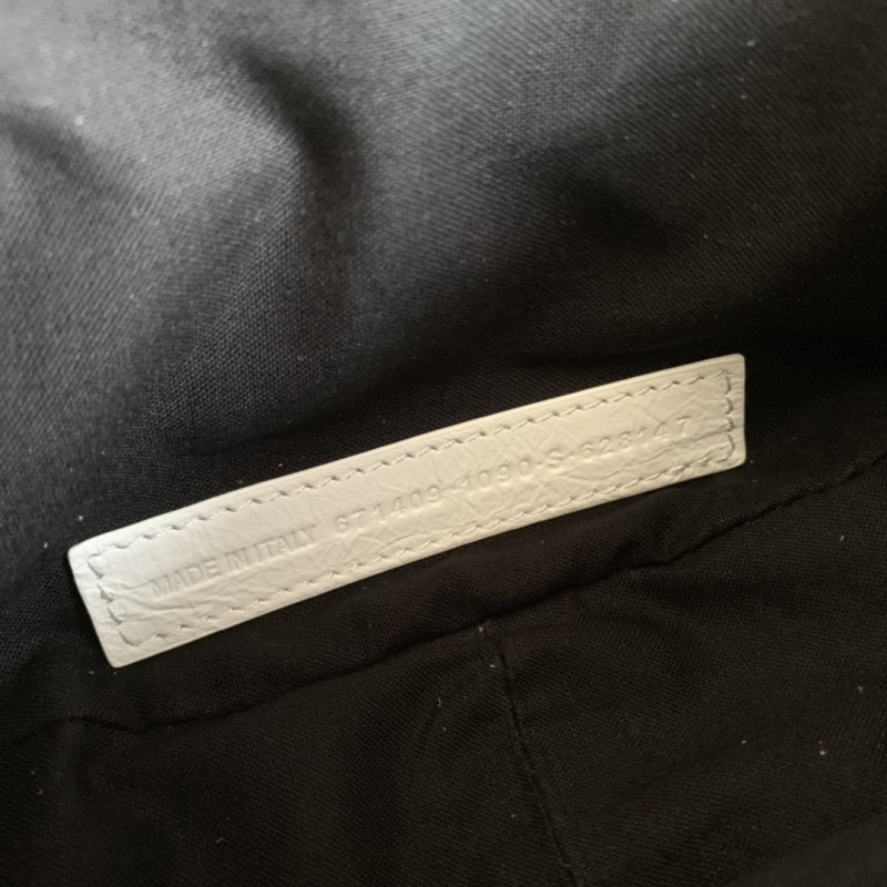 Balenciaga 131 1