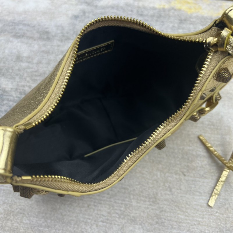 Balenciaga 135 1