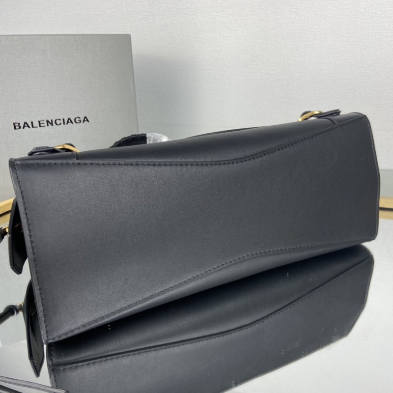 Balenciaga 140 1