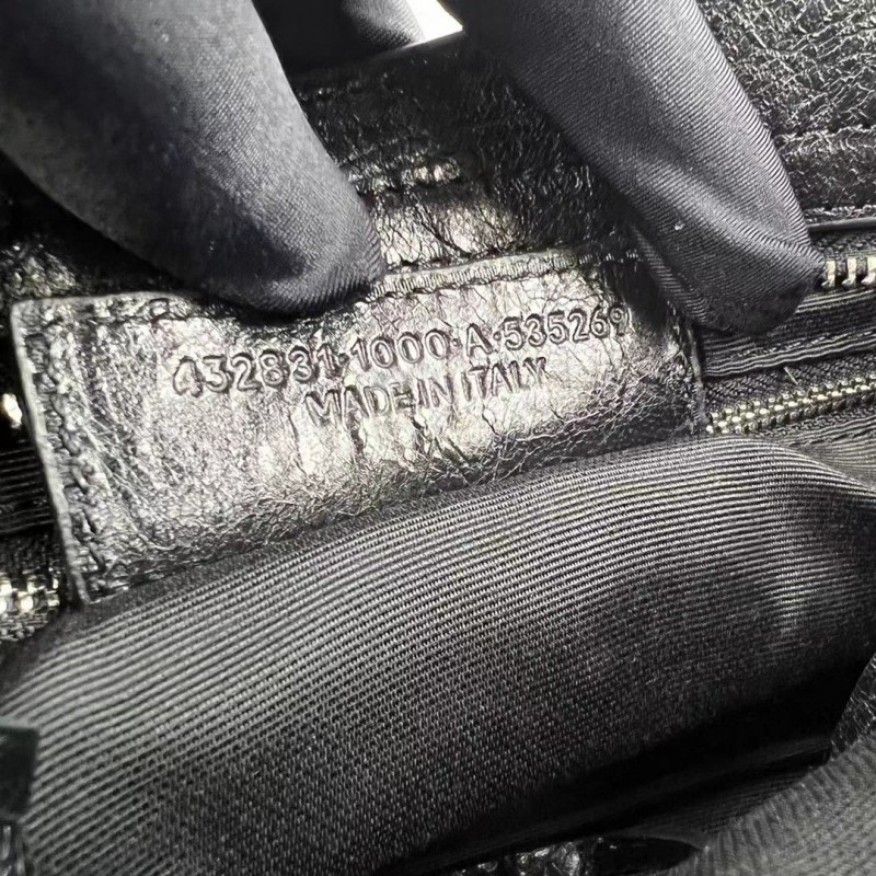 Balenciaga 148 1