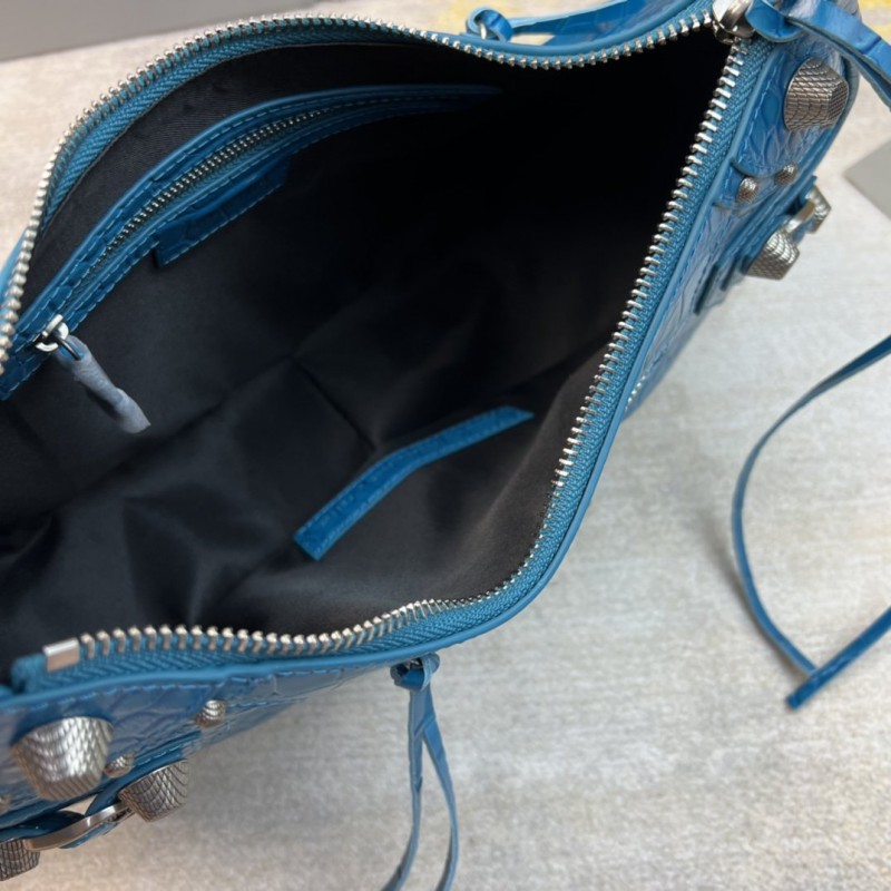 Balenciaga 151 1