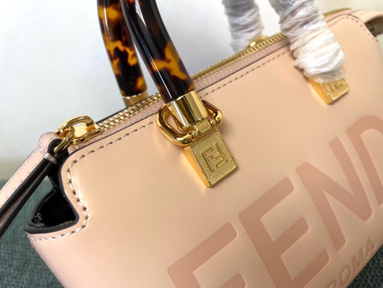 Fendi 002 1