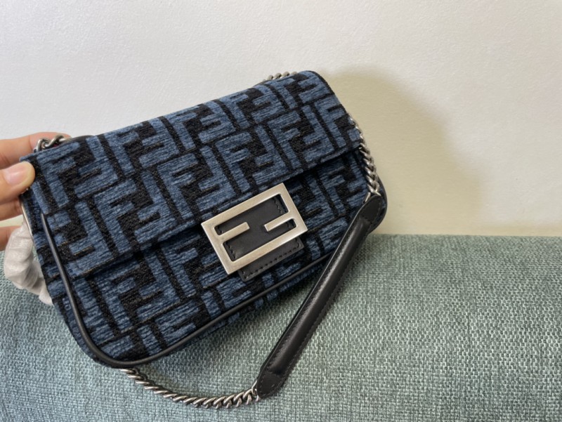 Fendi 017 1