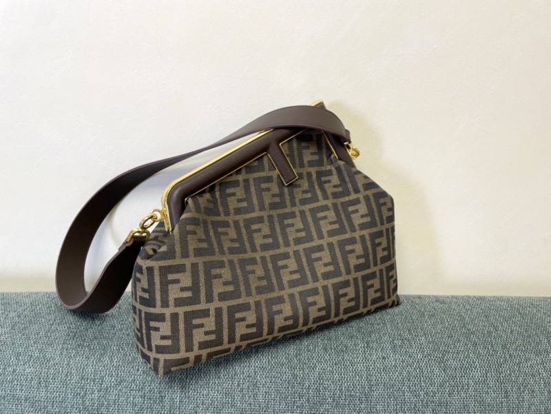 Fendi 022 1
