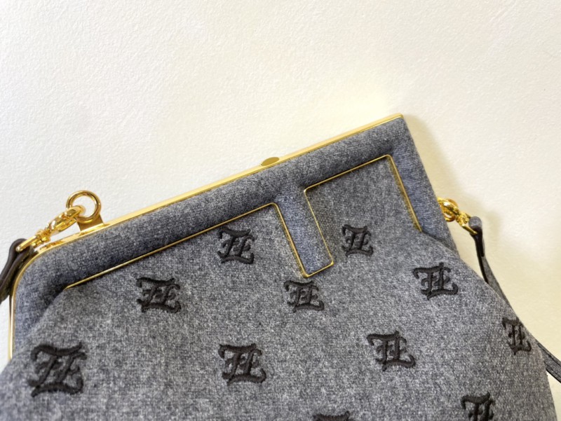 Fendi 026 1