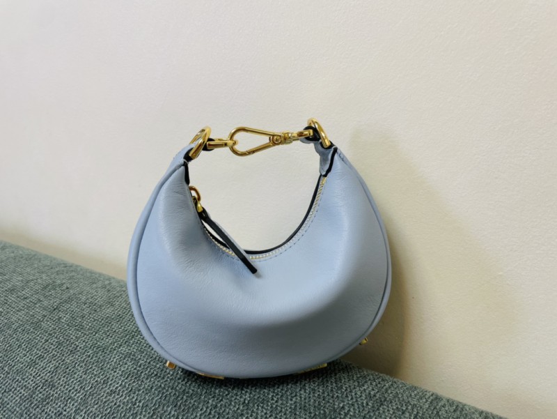 Fendi 027 1