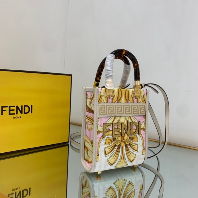 Fendi 039 1