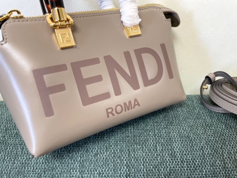Fendi 050 1