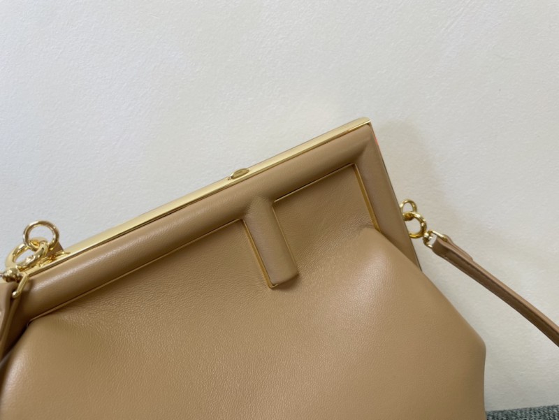 Fendi 073 1