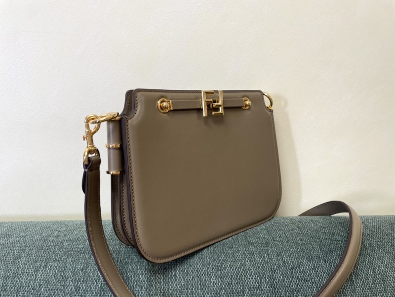 Fendi 082 1