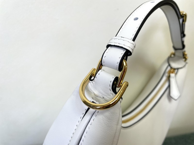 Fendi 084 1