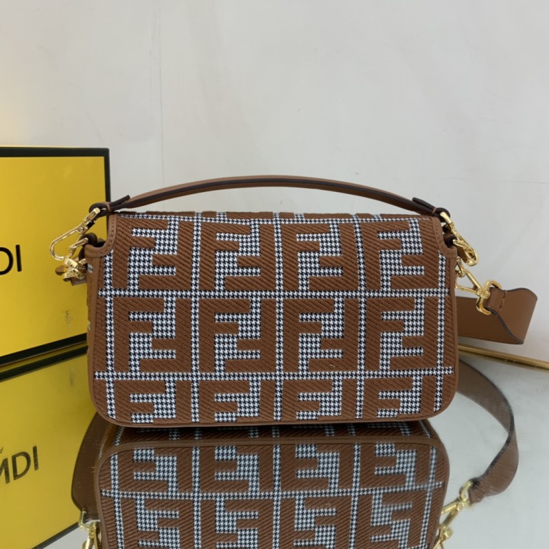 Fendi 096 1