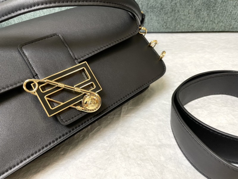 Fendi 098 1
