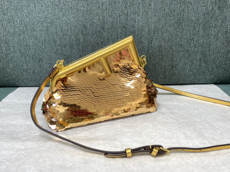 Fendi 132 1