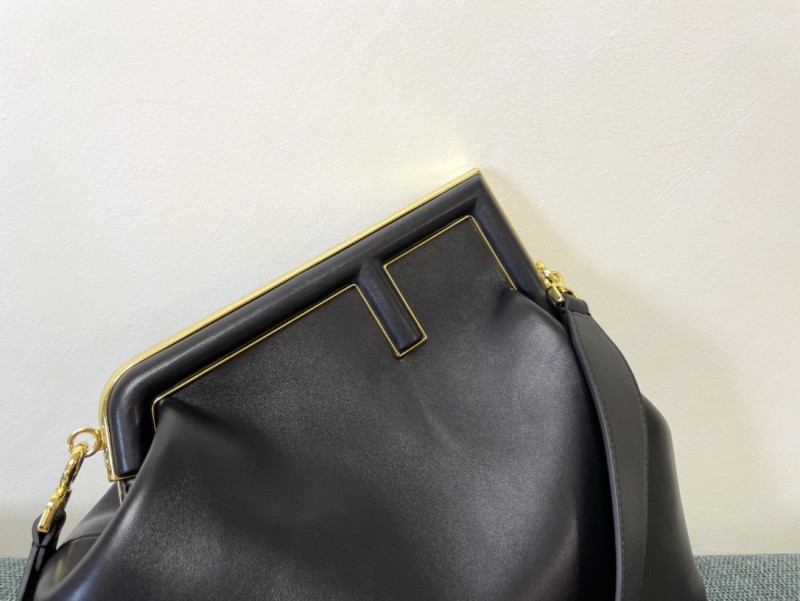 Fendi 139 1