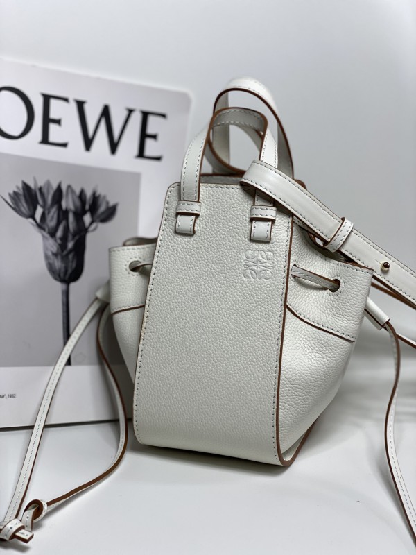 Loewe 039 1