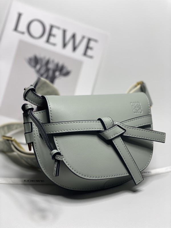 Loewe 043 1