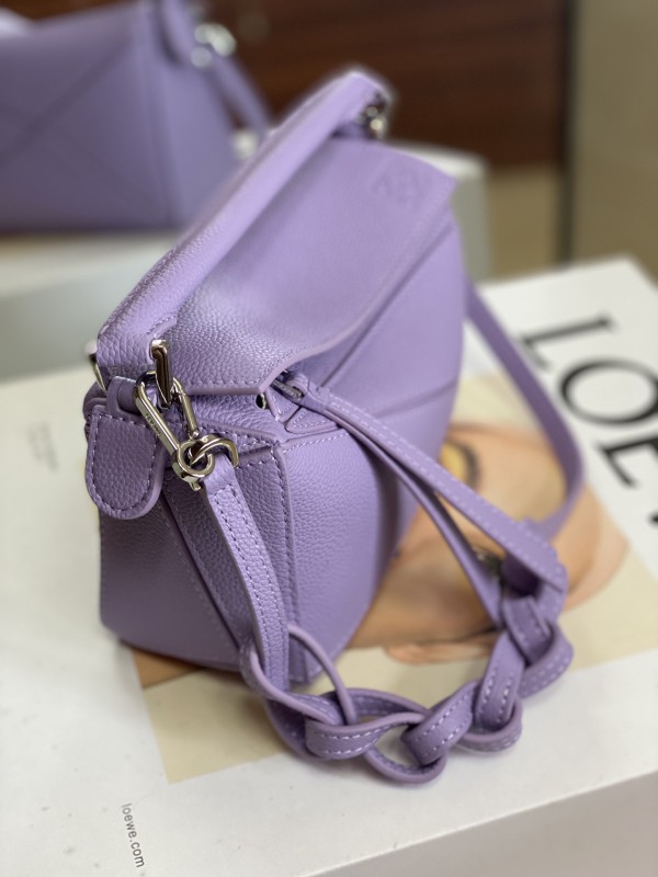 Loewe 049 1