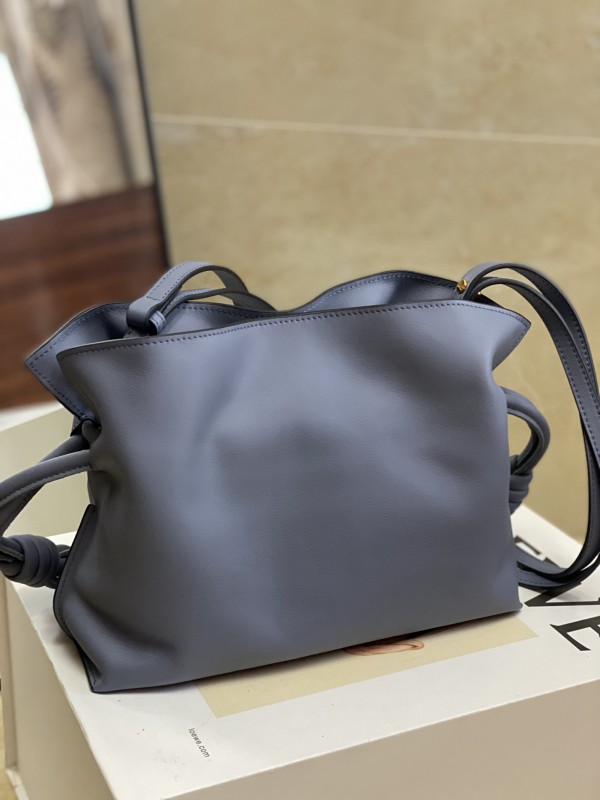 Loewe 057 1