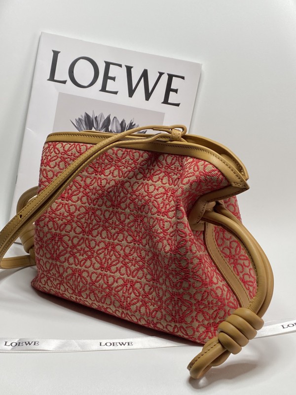 Loewe 079 1