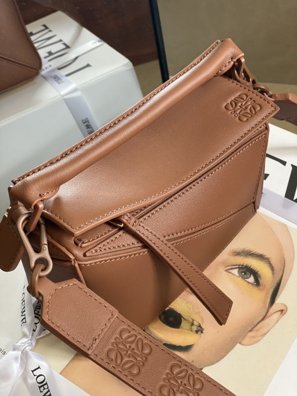 Loewe 085 1