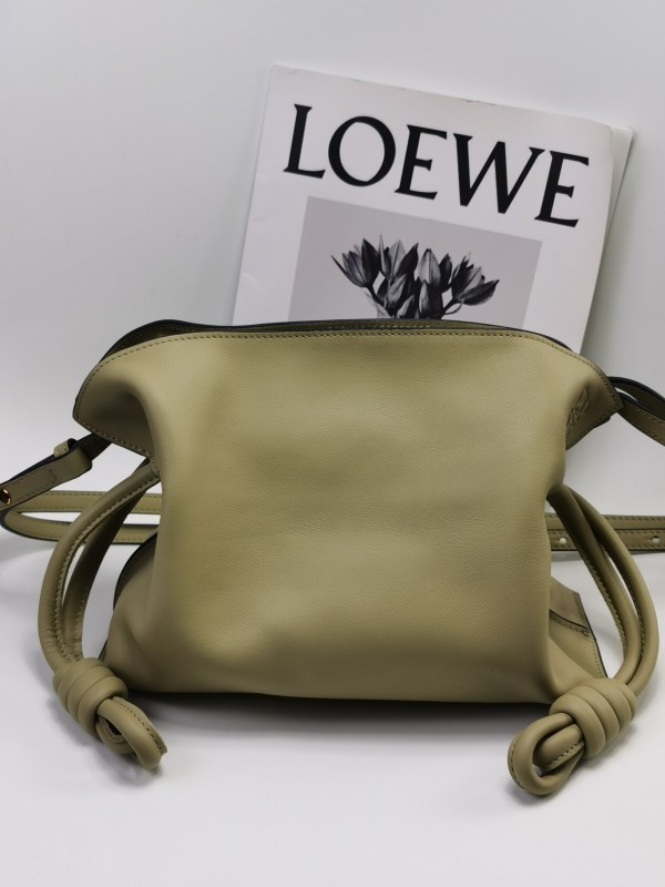 Loewe 117 1