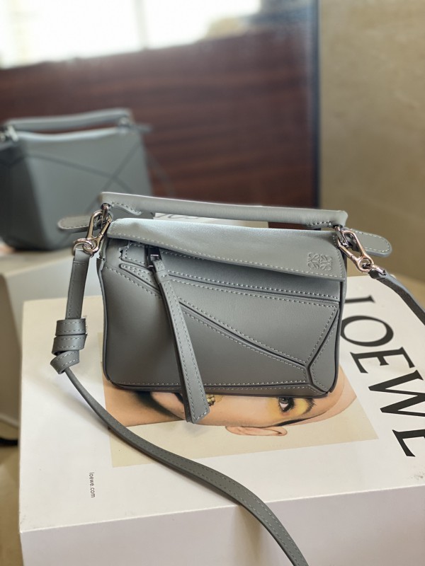 Loewe 121 1